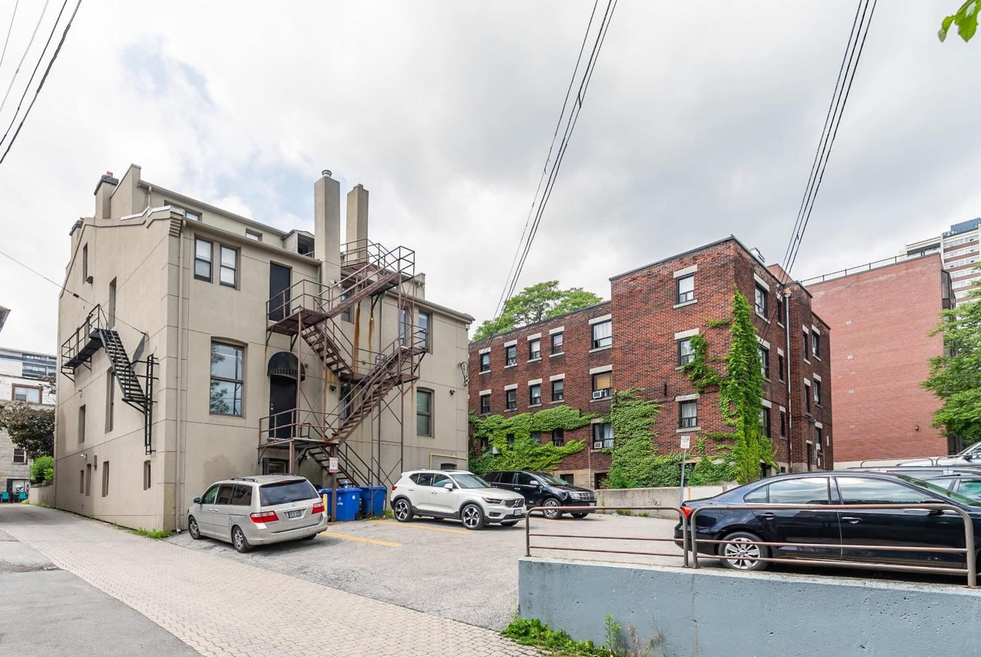 Modern Studio Apartment- Heart Of James South Hamilton Exterior photo